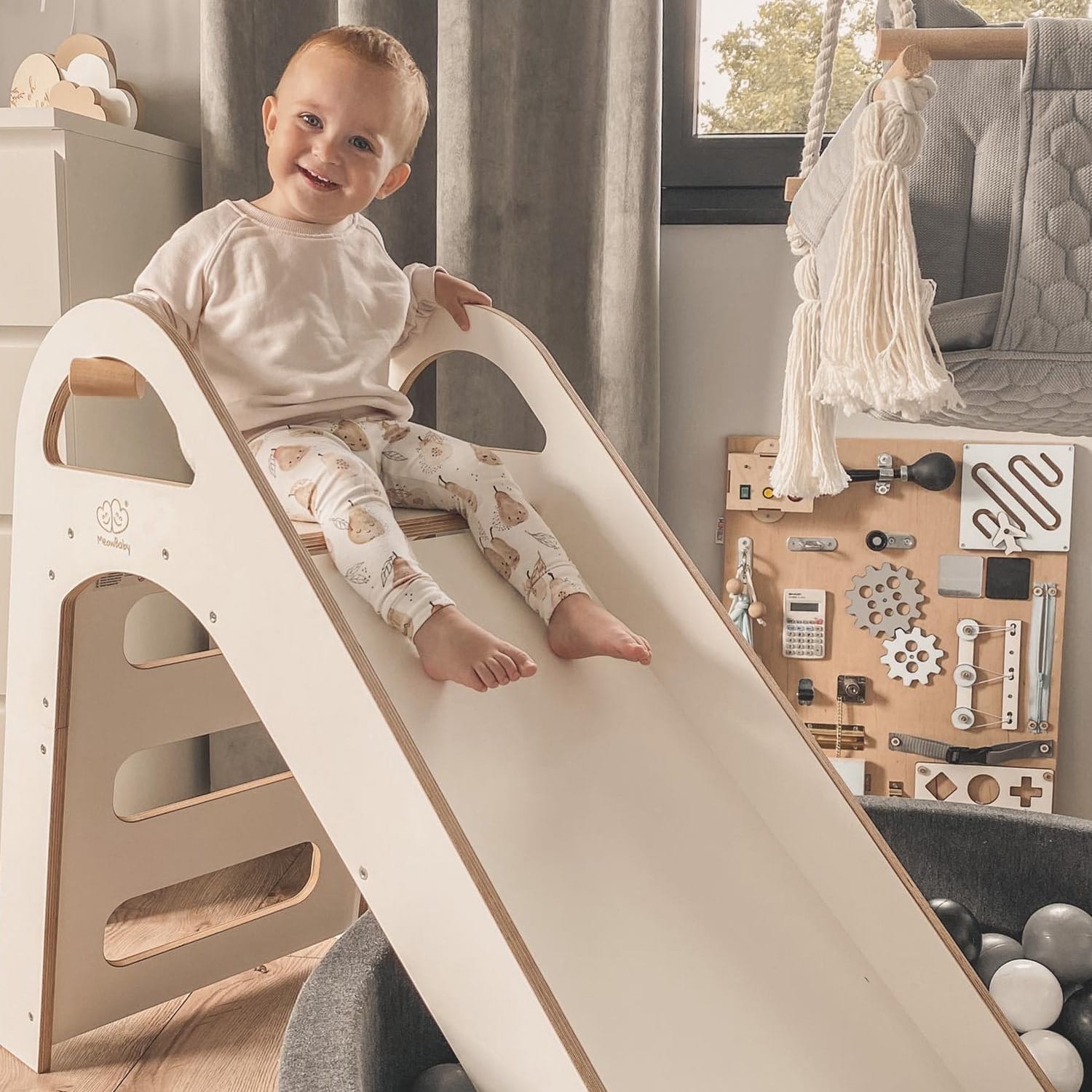 Wooden Indoor Scandi Slide for Children 87x46cm