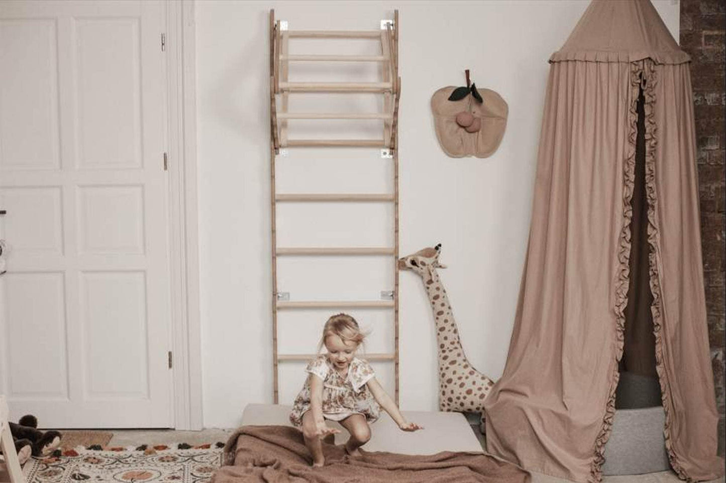 MAMOI® Espalier en bois, Mur escalade suedois pour enfant, Échelle suedoise pour bebe, Jeux descalade et gym avec accessoires, Barre et anneaux gymnastique-4